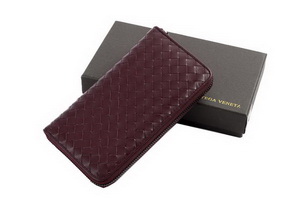 Bottega Veneta Intrecciato Nappa Zippy Wallet BV1571 Wine