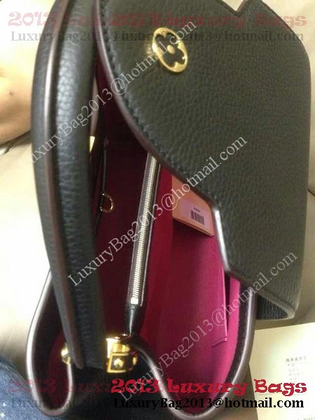 Louis Vuitton Elegant Capucines Bag MM