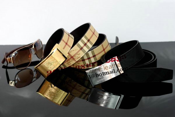 Burberry Belt B4007 Gold