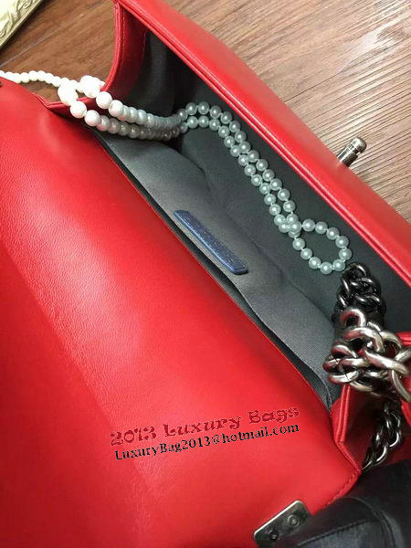 Boy Chanel Flap Shoulder Bag Sheepskin Leather A67086 Red