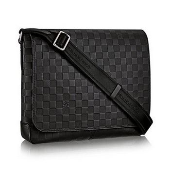 Louis Vuitton Damier Infini Leather District MM N41284 Onyx