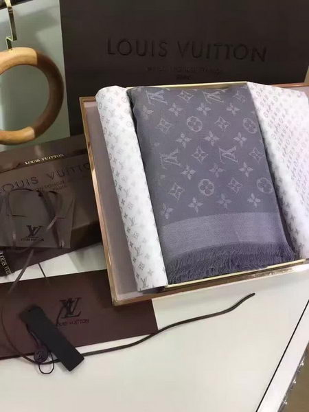 Louis Vuitton Scarf LV0096