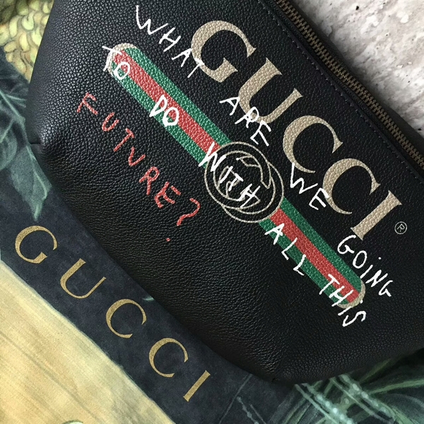 Gucci Calfskin Leather Pocket 493869 Black