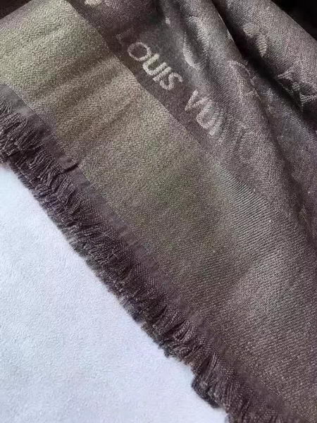 Louis Vuitton Scarf LVS92110E