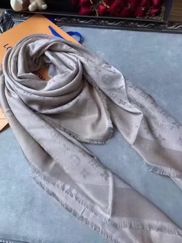 Louis Vuitton Scarf LVS92110G