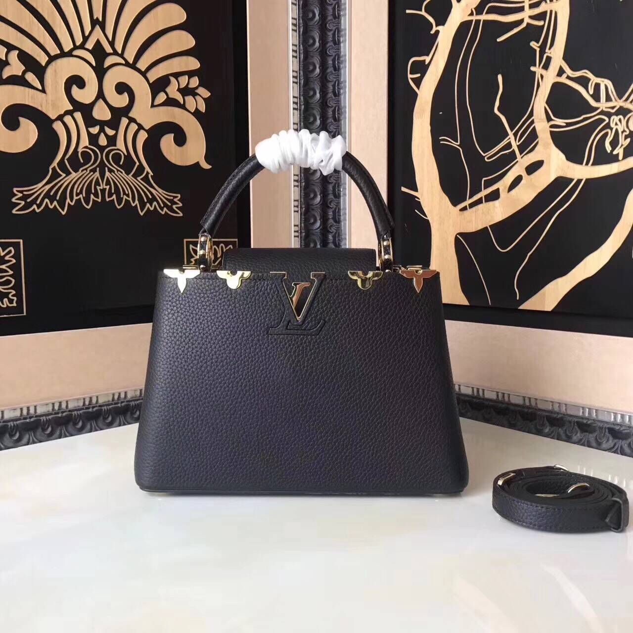 Louis Vuitton original Elegant Capucines BB Bags M94517 black