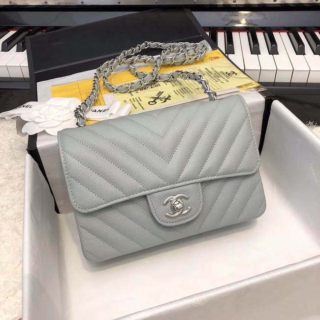 Chanel Small Classic Handbag Grained Calfskin & silver-Tone Metal A69900 grey