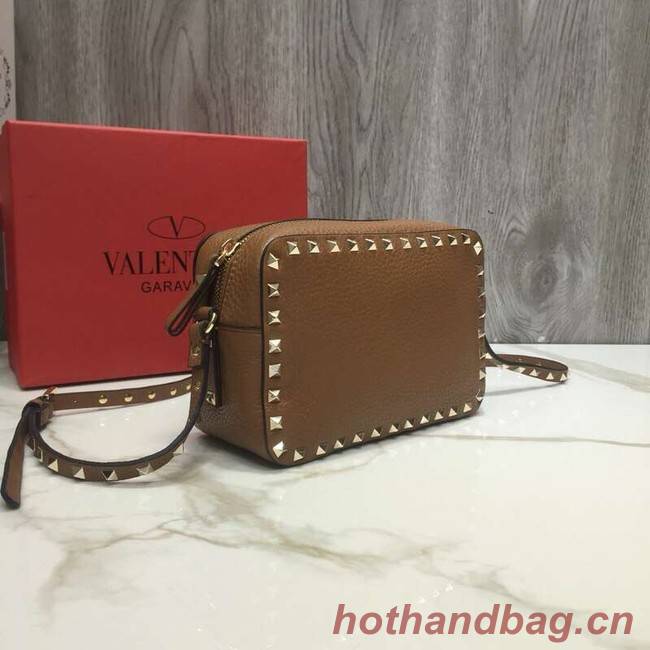 VALENTINO Rockstud leather camera cross-body bag 2855 brown