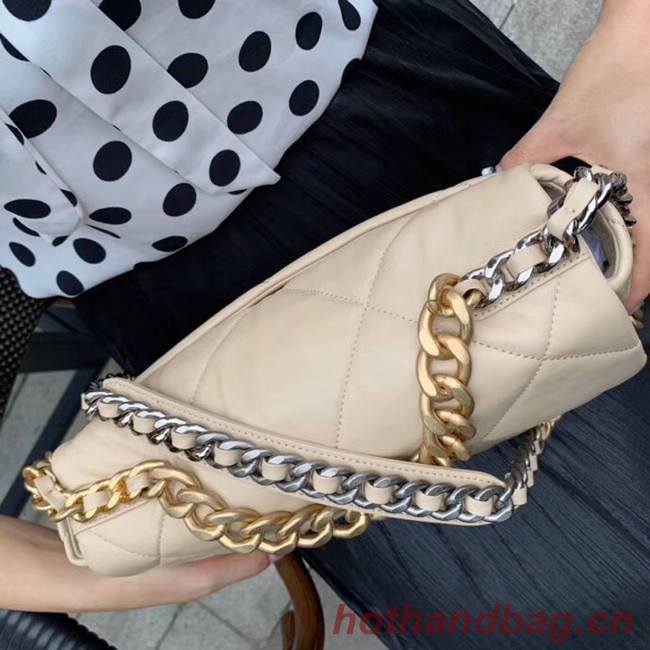 Chanel 19 flap bag AS1161 Cream