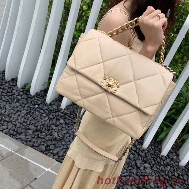 Chanel 19 flap bag AS1161 Cream