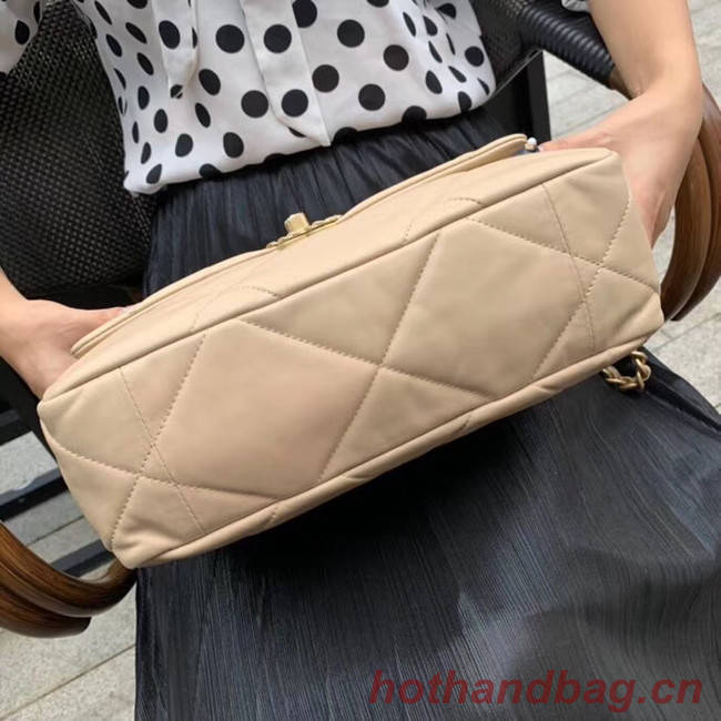 Chanel 19 flap bag AS1161 Cream