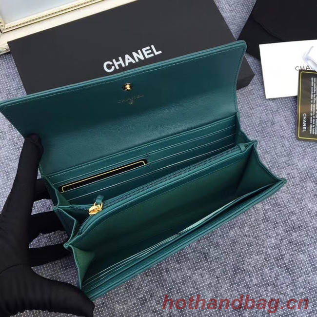 Chanel sheepskin & Gold-Tone Metal Wallet AP0955 green