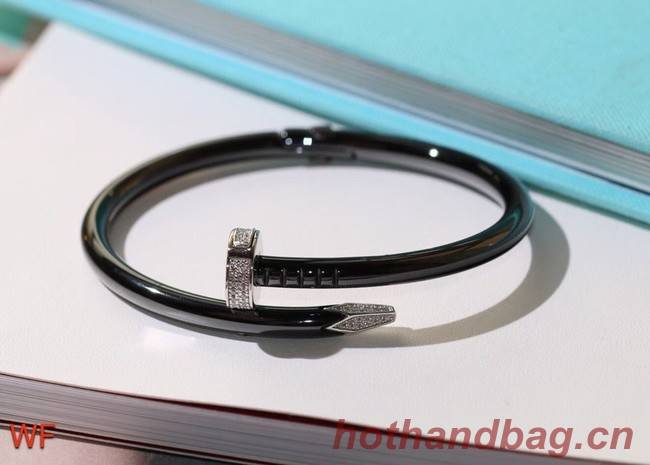 Cartier Bracelet CE5801