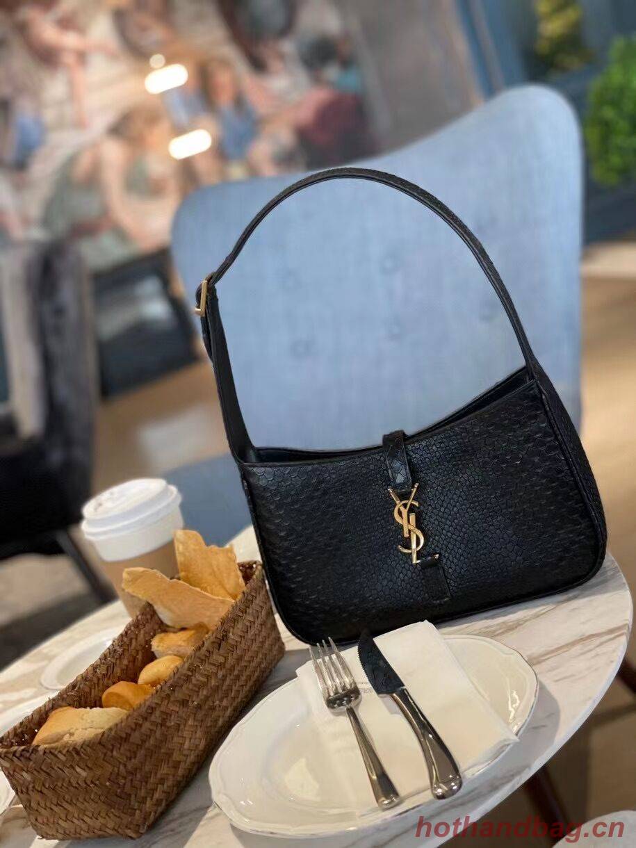 YSL LE 5 A 7 HOBO BAG IN MATTE PYTHON Y687228 black