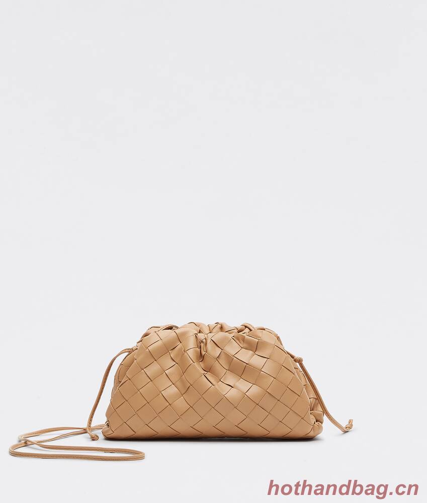 Bottega Veneta MINI POUCH 585852 Almond