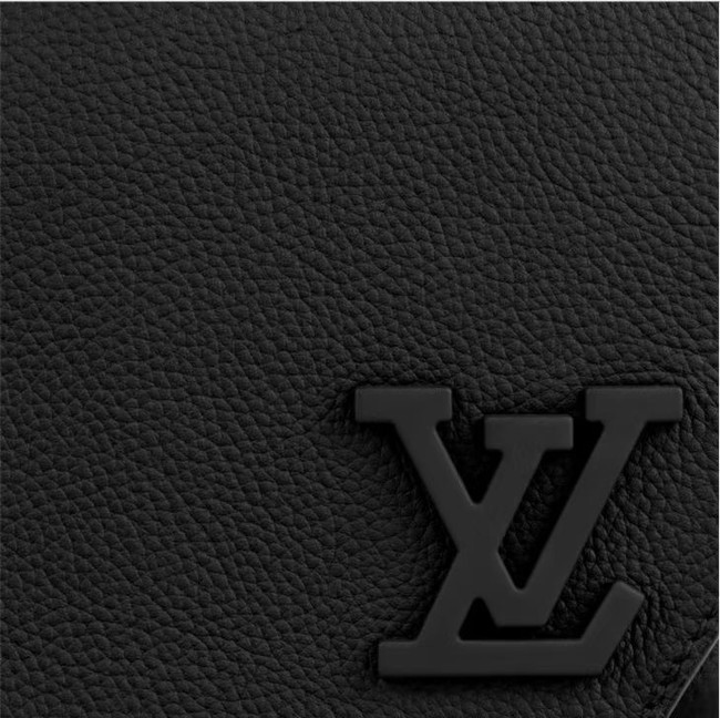 Louis Vuitton SLINGBAG M57081 black