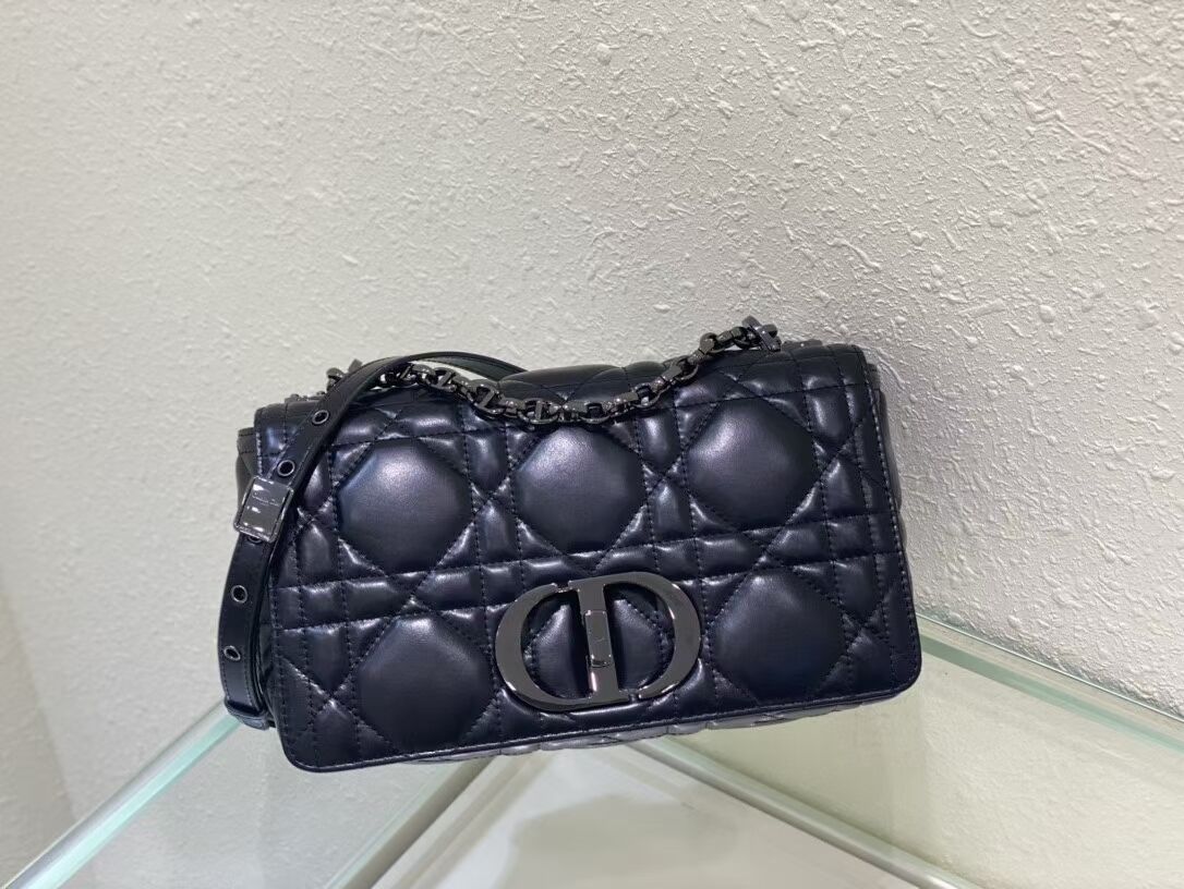 MEDIUM DIOR CARO BAG Gradient Cannage Lambskin M9242WN black