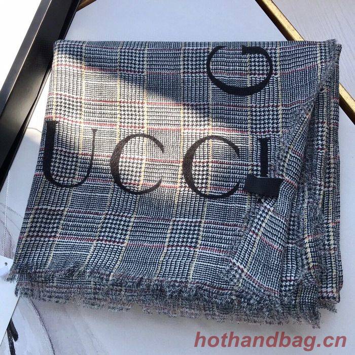 Gucci Scarf G00137