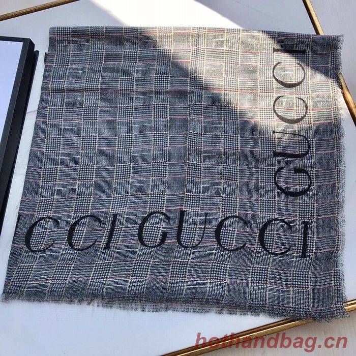 Gucci Scarf G00137