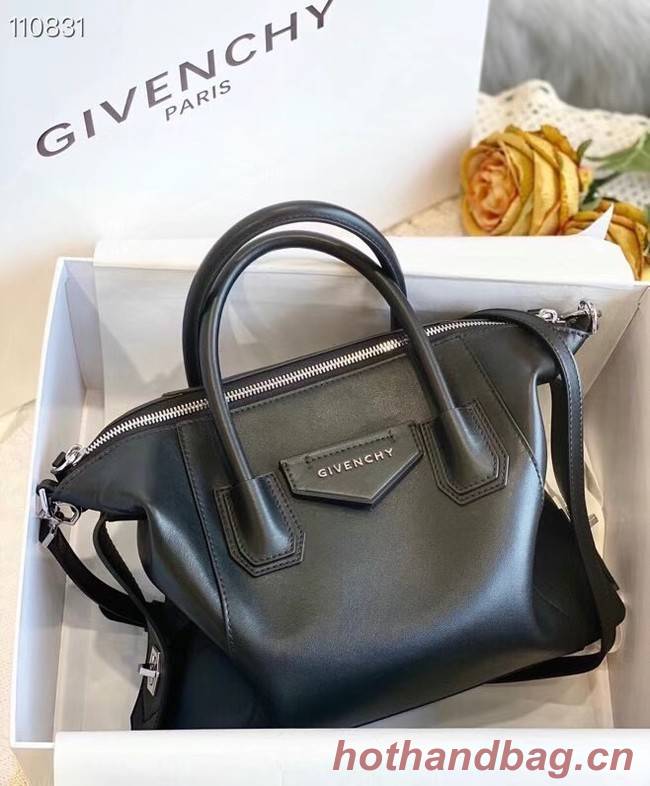 GIVENCHY Original Leather Shoulder Bag 63188 black