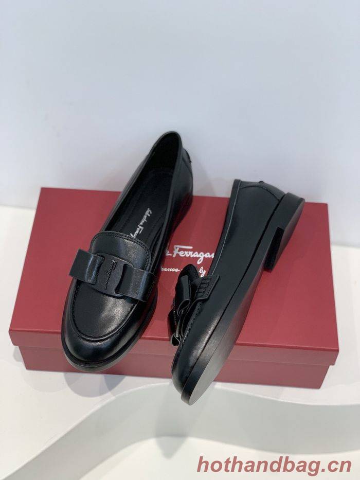 Ferragamo Shoes FMS00043