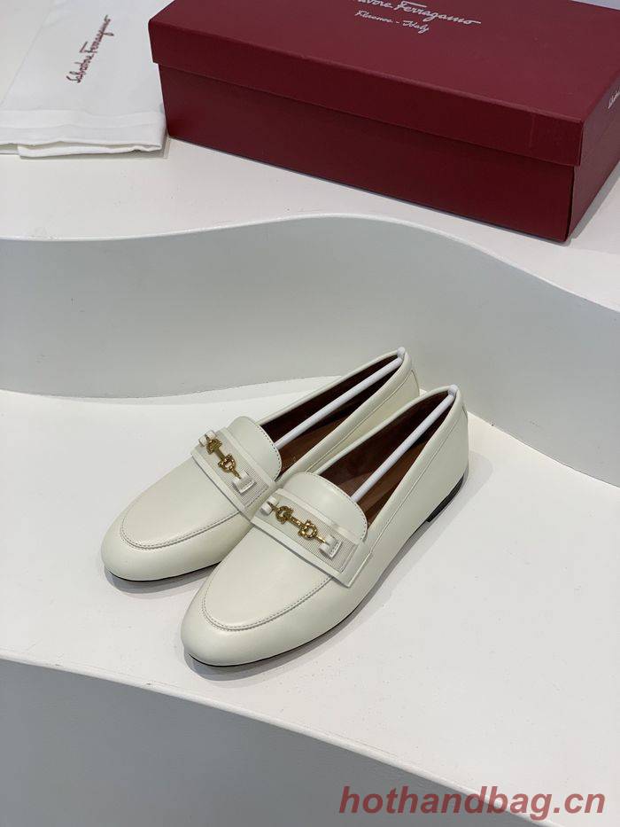 Ferragamo Shoes FMS00051