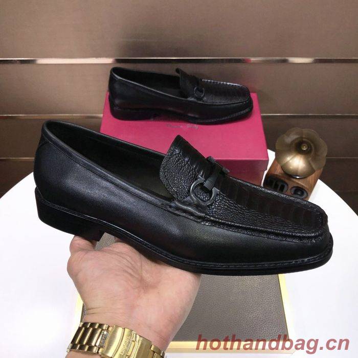 Ferragamo Shoes FMS00071