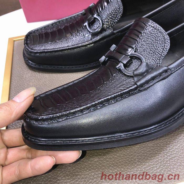 Ferragamo Shoes FMS00071