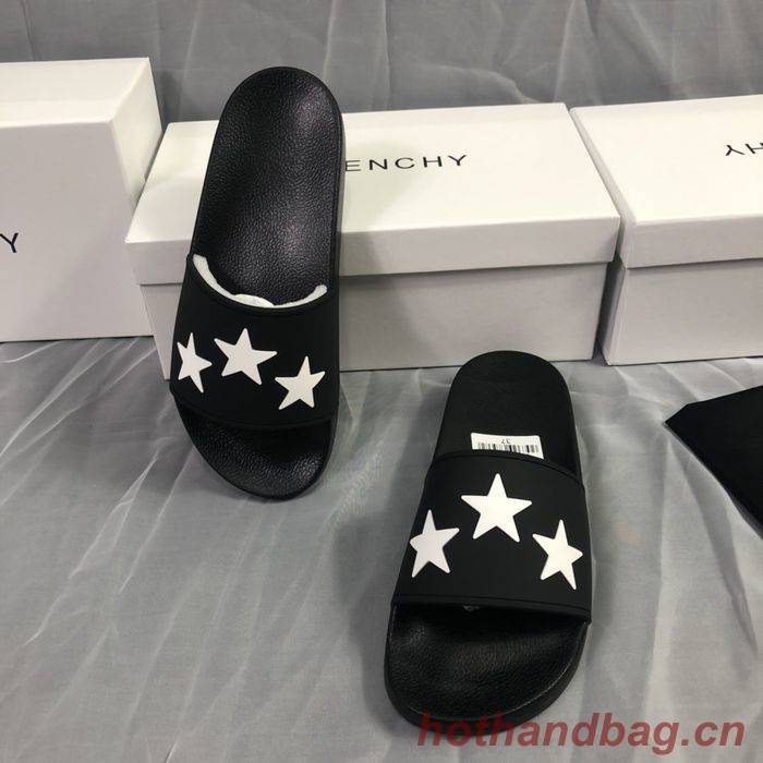 Givenchy Couple Shoes GHS00001