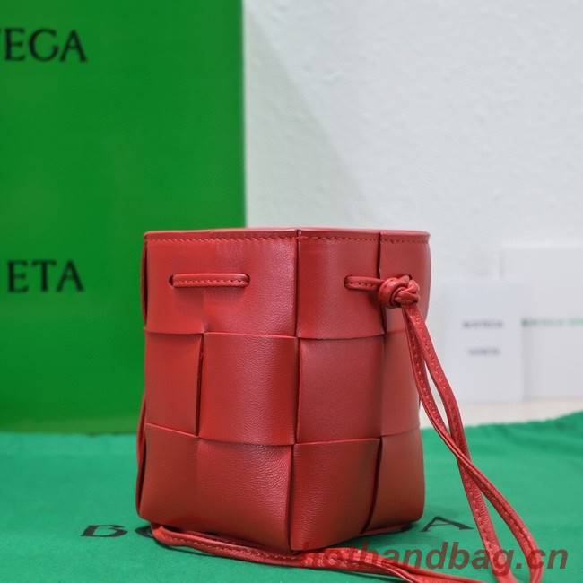 Bottega Veneta Mini intreccio leather crossbody bucket bag 680217 red