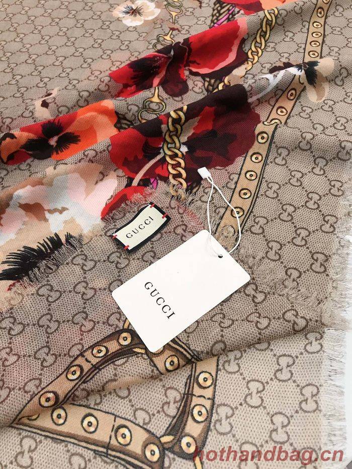 Gucci Scarf GUC00235