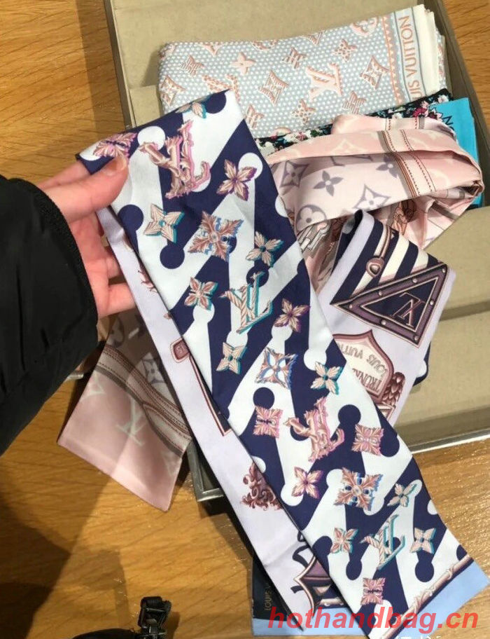 Louis Vuitton Scarf LVC00012