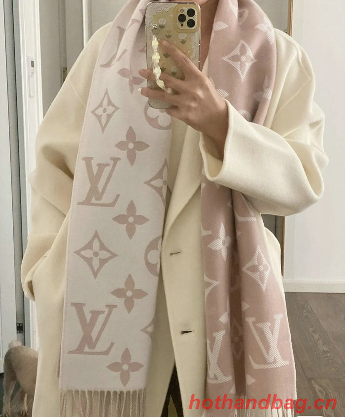 Louis Vuitton Scarf LVC00024