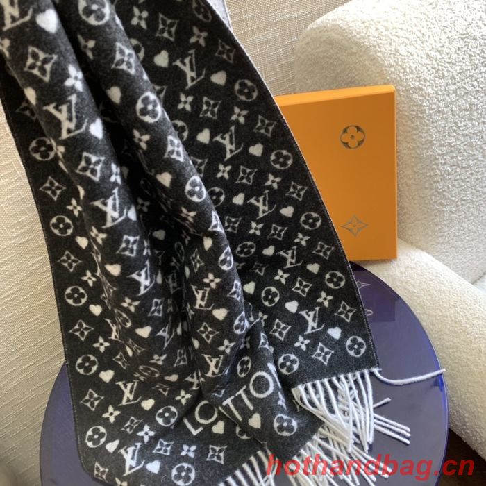 Louis Vuitton Scarf LVC00044