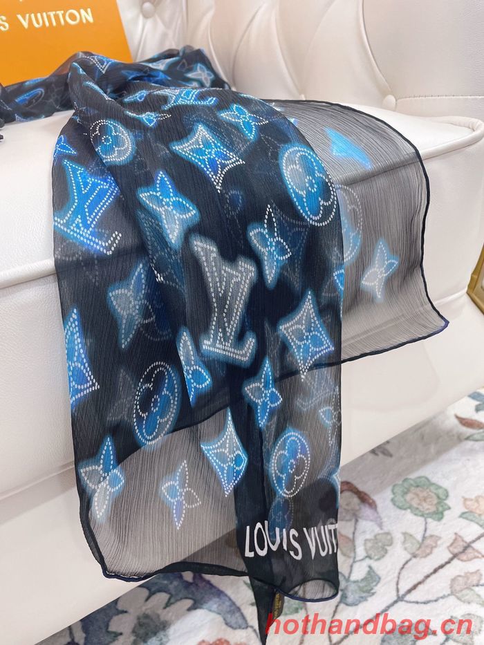 Louis Vuitton Scarf LVC00052