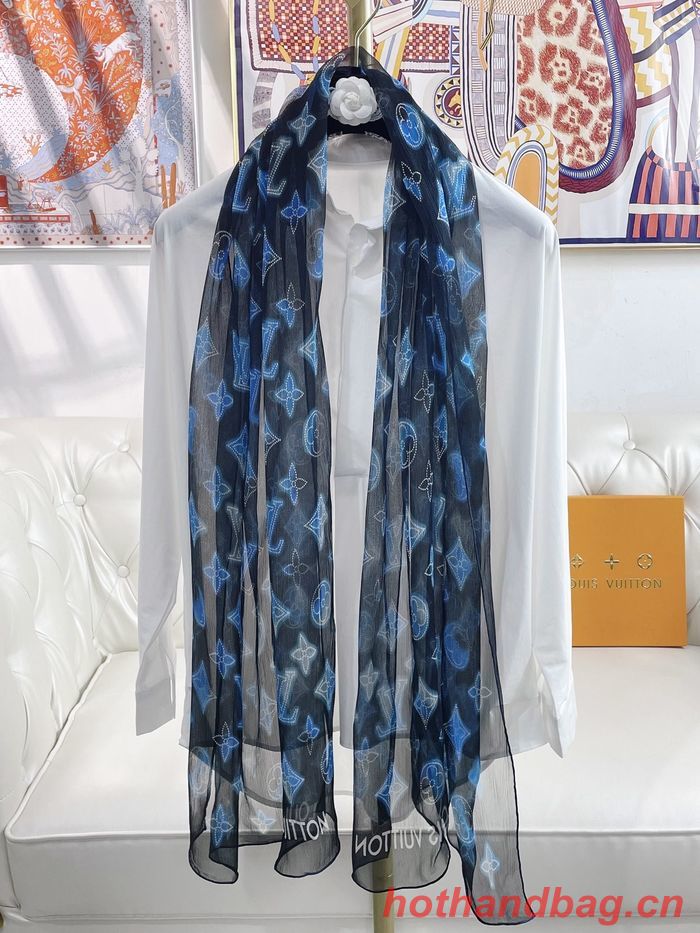 Louis Vuitton Scarf LVC00052