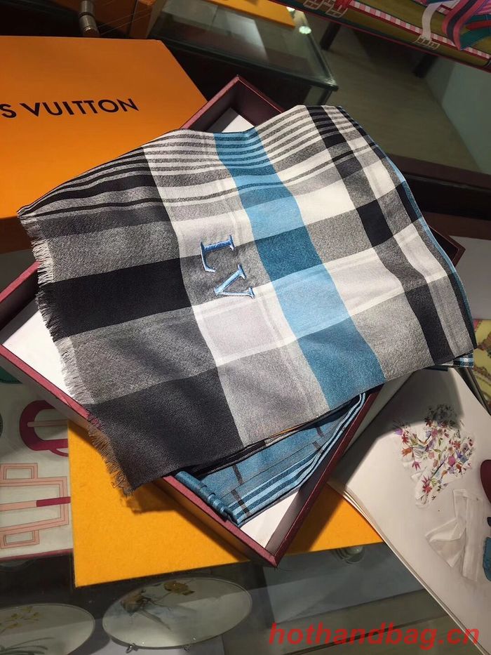 Louis Vuitton Scarf LVC00091