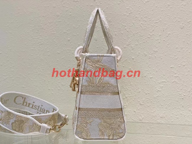 Dior Jardin d Hiver Embroidery with Gold-Tone Metallic Thread M0565