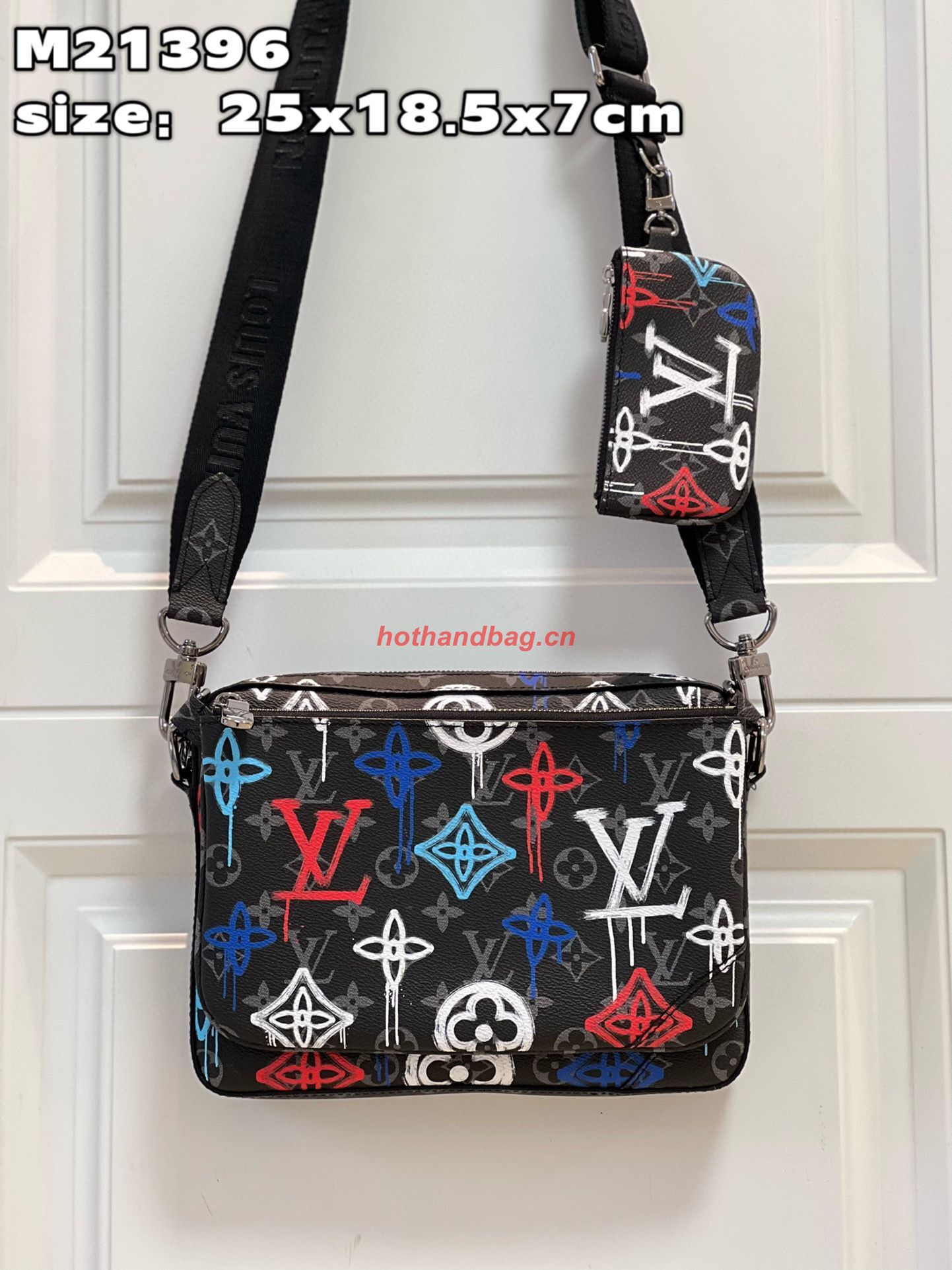 Louis Vuitton Monogram Eclipse TRIO MESSENGER M21396