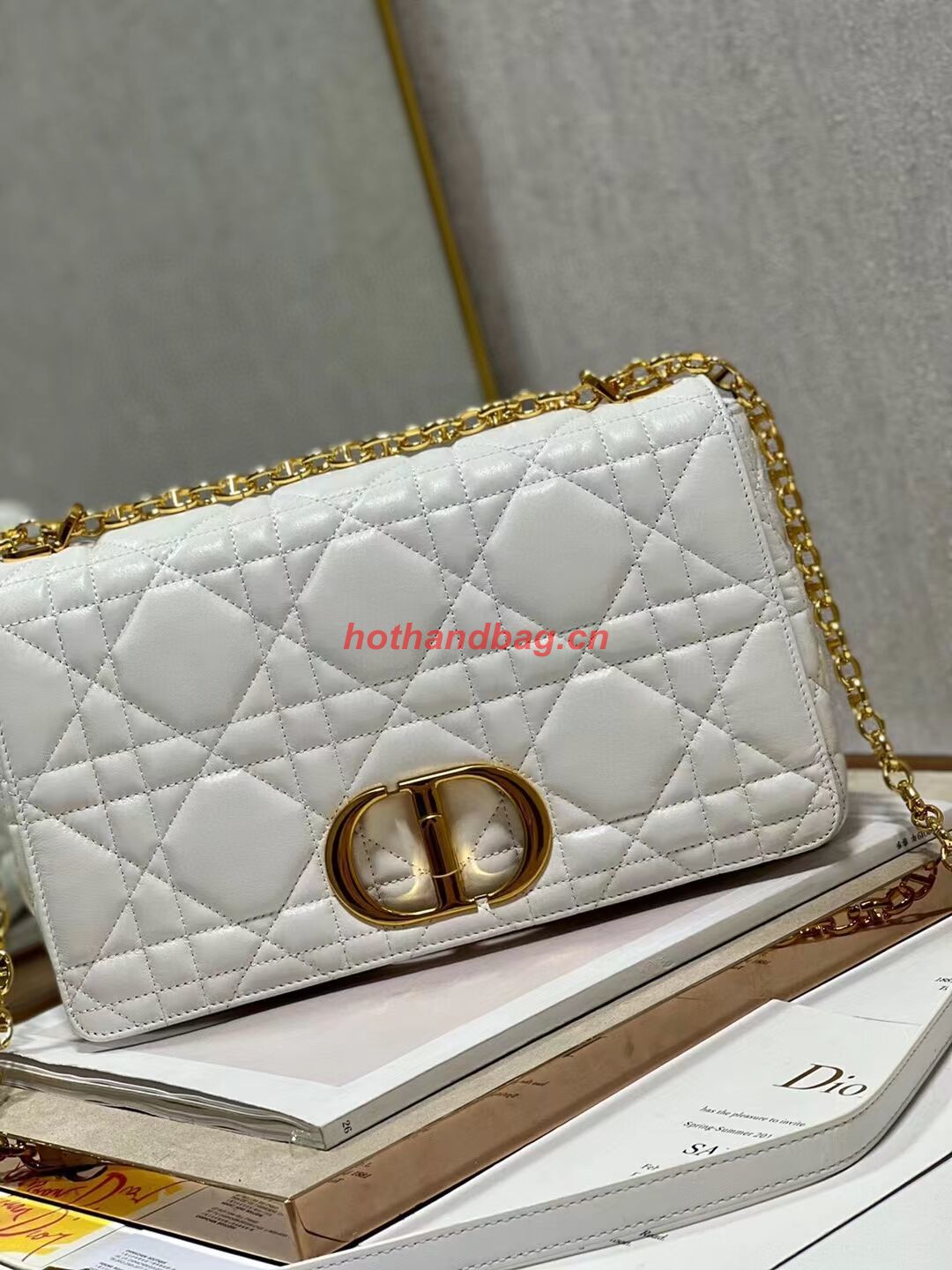 LARGE DIOR CARO BAG Supple Cannage Calfskin C3155 white&gold