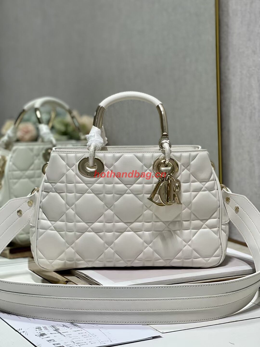 LADY DIOR TOP HANDLE MEDIUM BAG Latte Cannage Lambskin C9226 WHITE&GOLD