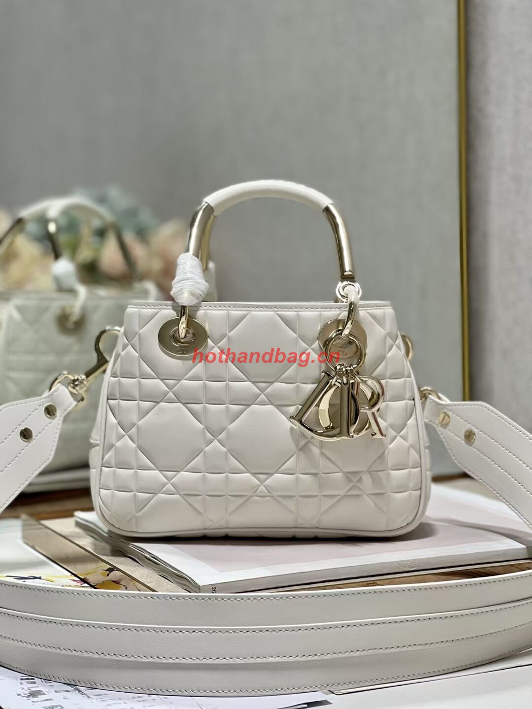 LADY DIOR TOP HANDLE SMALL BAG Latte Cannage Lambskin C9228 WHITE&GOLD