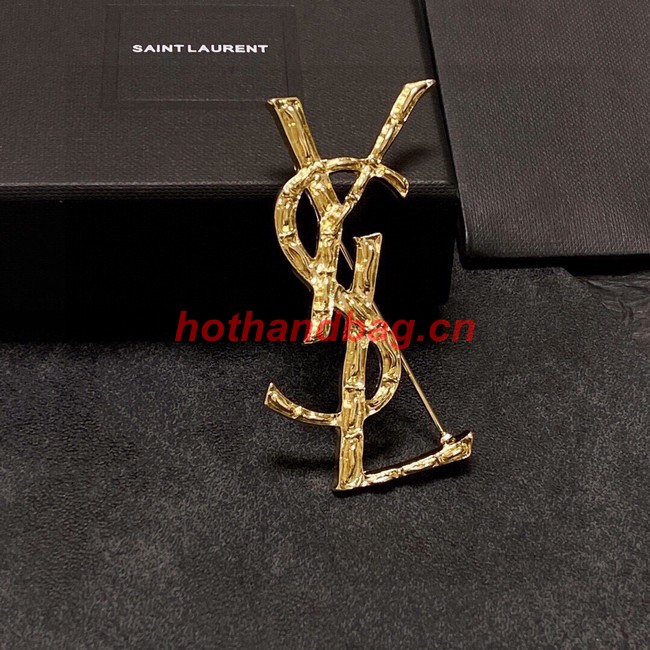 Chanel brooch CE11341