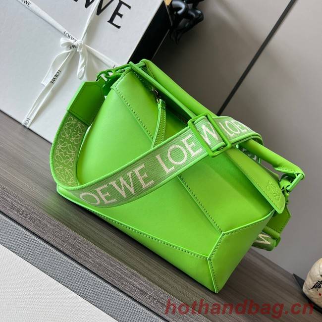 Loewe Puzzle Bag Leather 052239 green