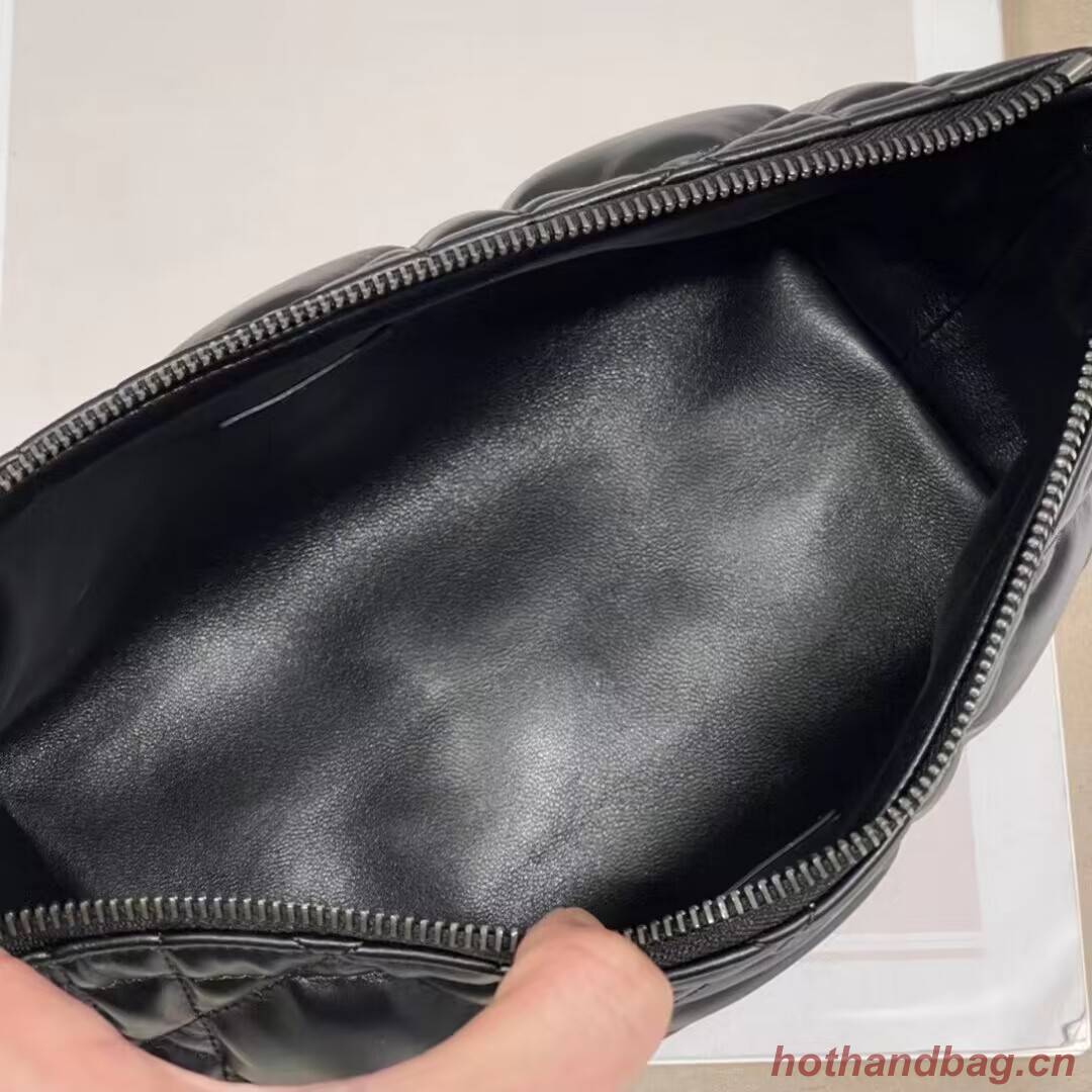 MEDIUM DIORTRAVEL NOMAD POUCH Lambskin S5554O black