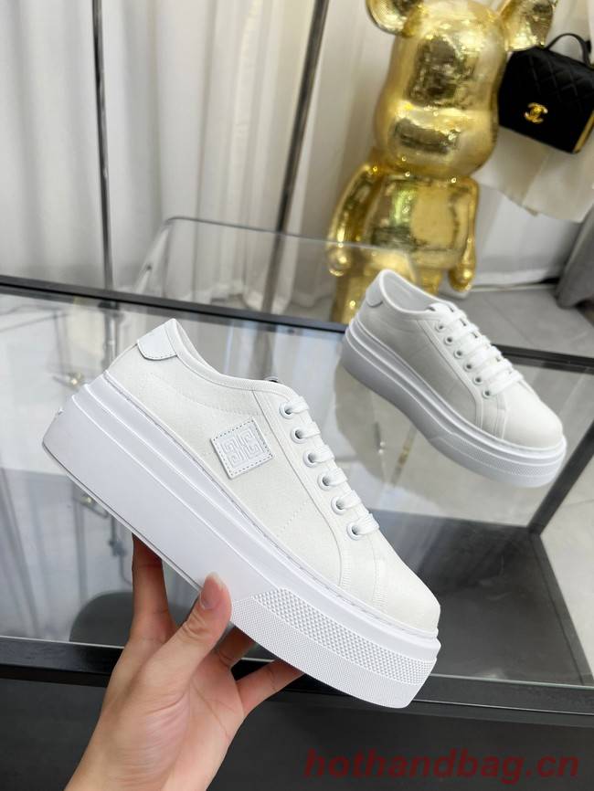 Givenchy WALK N PLATFORM SNEAKER 93520-2