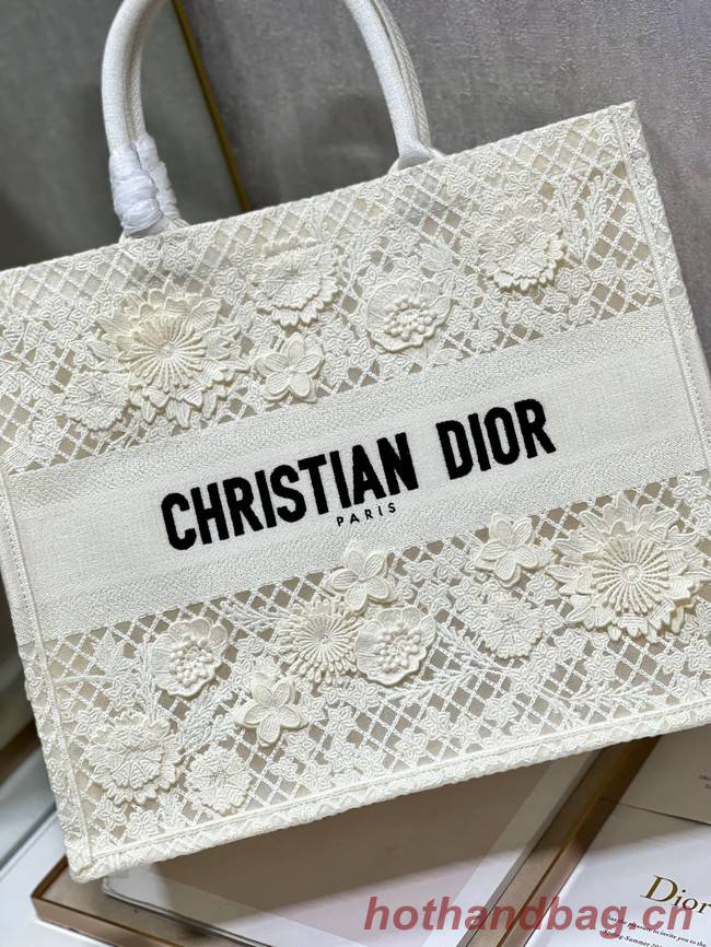 LARGE DIOR OR DIOR BOOK TOTE D-Lace Embroidery M1286ZTD-2