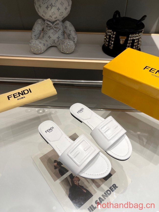 Fendi Slippers 93593-4