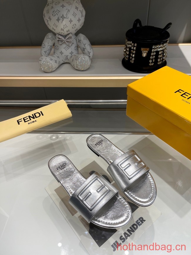 Fendi Slippers 93593-5