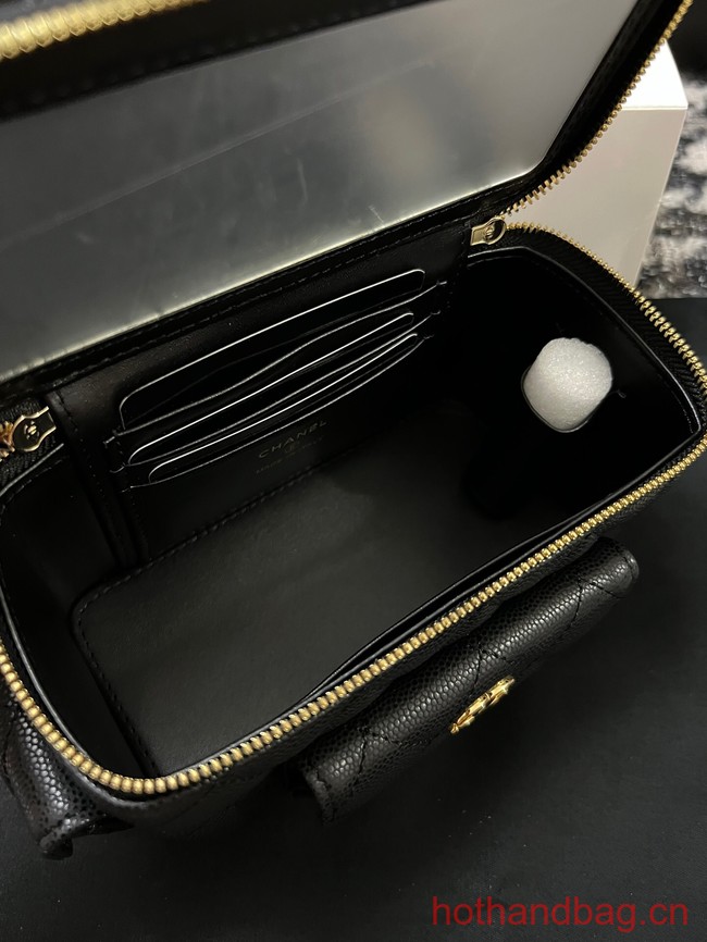 Chanel CLUTCH WITH CHAIN AP3017 black